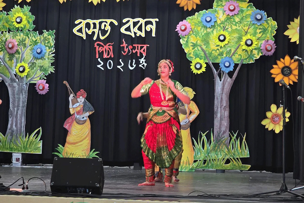 কানাডার সাস্কাটুনে বসন্ত বরণ এবং পিঠা মেলা সম্পন্ন