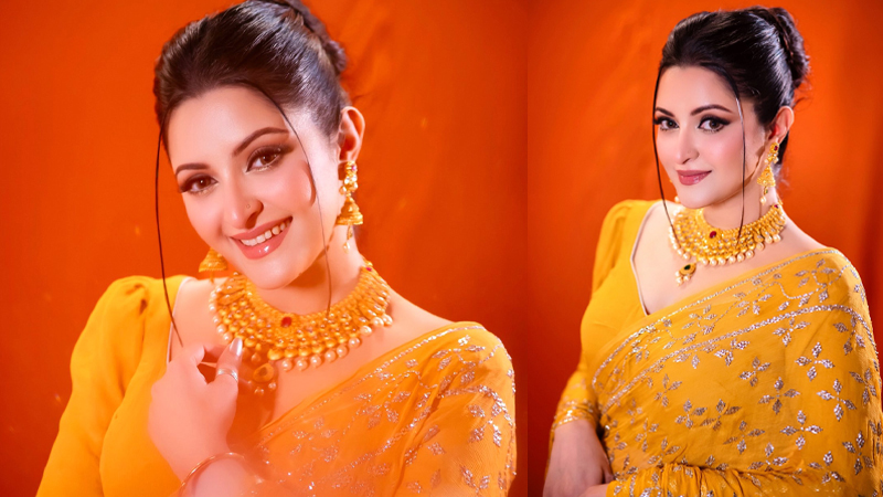 ঈদে ভক্তদের সুখবর দিলেন পরীমণি