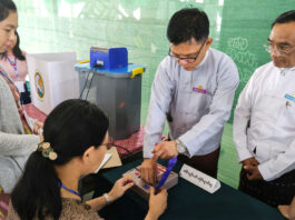 ৫ বছর পর জাতীয় নির্বাচনের ভোটগ্রহণ শুরু জান্তাশাসিত মিয়ানমারে