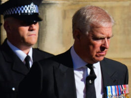 পুলিশি হেফাজত থেকে মুক্তি পেলেন ব্রিটিশ রাজপরিবারের প্রিন্স অ্যান্ড্রু