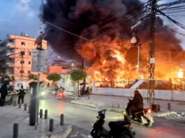 প্রাণভয়ে দিন কাটাচ্ছেন প্রবাসী বাংলাদেশিরা